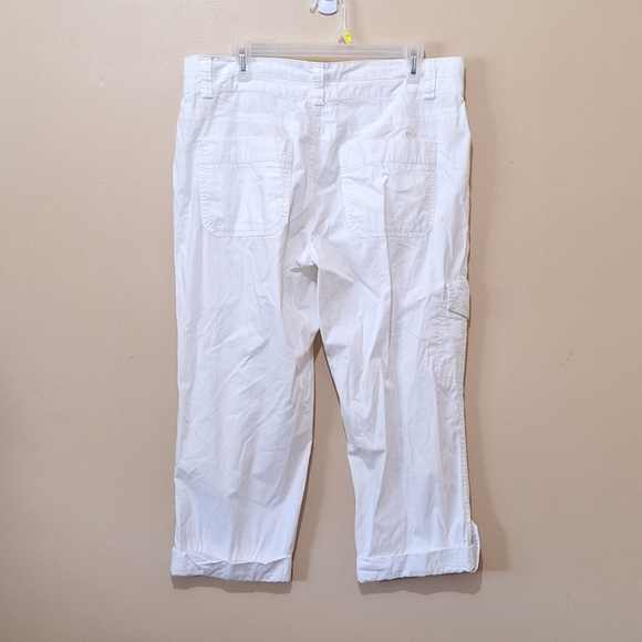 DKNY White Capris - Picture 3 of 5